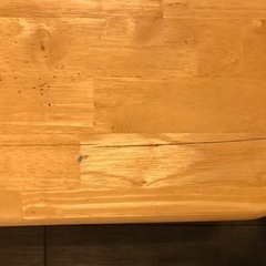 リビングテーブル※ズタボロですの画像