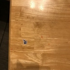 リビングテーブル※ズタボロですの画像