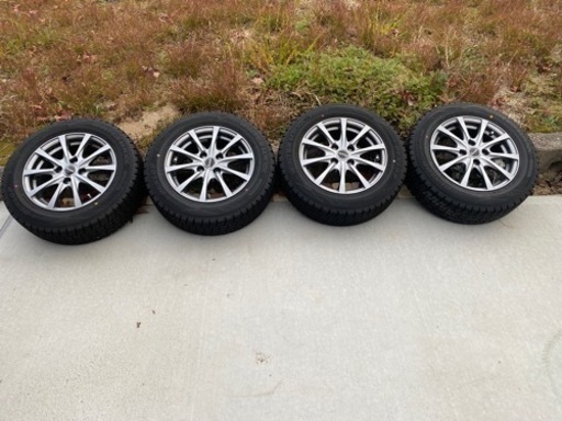 【お取引中❗️】値下げ！バリ山！スタッドレスタイヤ　アルミホイール付き