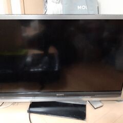 40インチ液晶テレビ