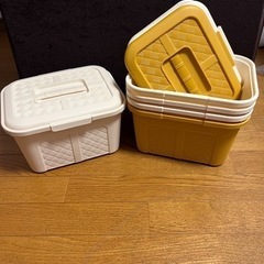 収納ケース5個の画像