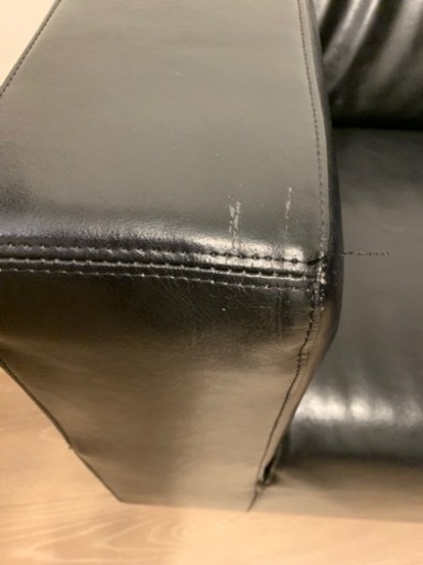 【受渡者様決定】✨定価¥69900-IKEA イケア KLIPPAN ブラック レザー肘付き 2人掛けソファ