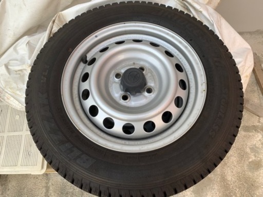 プロボックス　スタッドレスタイヤ