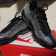 NIKE ナイキ エアマックス95 DNA オーロラグリーン  24.5の画像