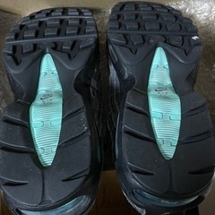 NIKE ナイキ エアマックス95 DNA オーロラグリーン  24.5の画像