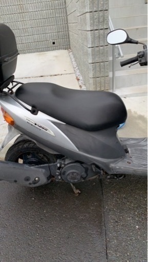 アドレスV125G  純正リアボックス付き