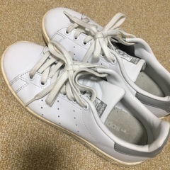 アディダスadidas STANSMITH 23cmスタンスミス　ホワイトグレー♪の画像