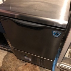 【引き取りの方限定】大和冷機製 業務用製氷機　DRI-35LME