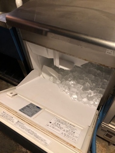【引き取りの方限定】大和冷機製 業務用製氷機　DRI-35LME