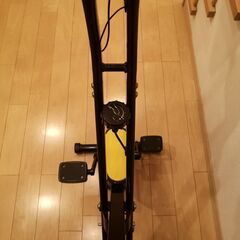 折り畳み式エアロバイク（油圧式）の画像