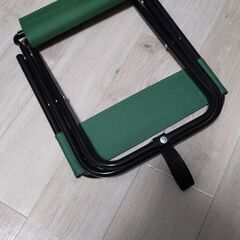 折りたたみレジャー椅子グリーン　ダイソー　No.10の画像
