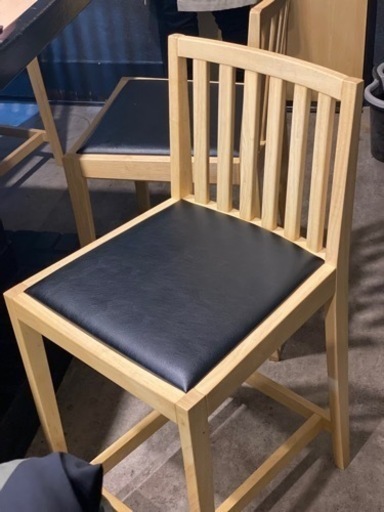 椅子　8個早い者勝ち　問い合わせ何名かいただいてます。　BARで使ってました。