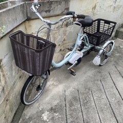 YAMAHA 電動アシスト三輪自転車　PAS
