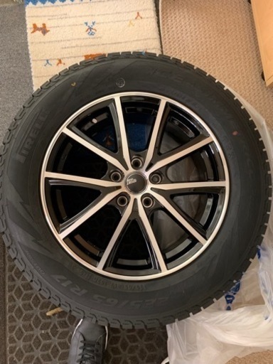 225 65R17  スタッドレスタイヤホイール付き　4本セット