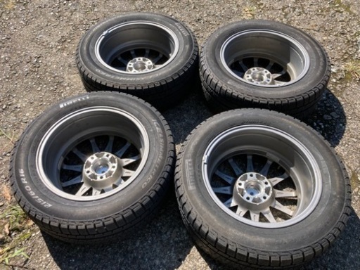 LA-STRADA TIRADO 7J-16 off+40 pcd114.3/5H PIRELLI ピレリ   215/60R16 スタッドレスタイヤ付き4本 