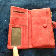 値下げ20％offへ新品未使用長財布❢赤色｡｡の画像