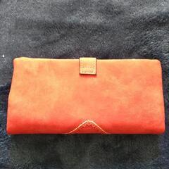 値下げ20％offへ新品未使用長財布❢赤色｡｡の画像