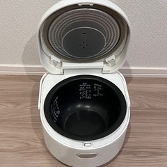 炊飯器 パナソニック SR-KG051の画像