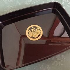 【まとめ買い値引き】がお得！五三の桐 黒塗 漆芸お盆