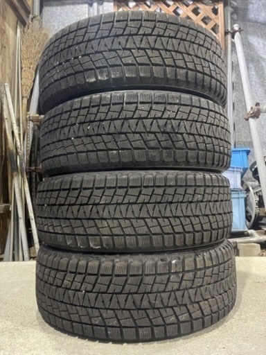 ワ）BRIDGESTONE BLIZZAK DM-V1 ブリヂストン ブリザックディーエムブイワン 215/60R17 バリ山 溝有り 良品 スタッドレス 冬タイヤ 4本SET