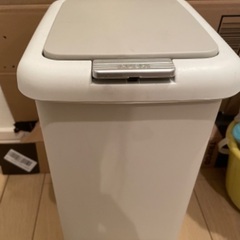 ニトリ　ゴミ箱