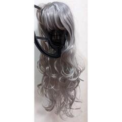 ウィッグ ロング ヘアー 長い髪 カール 巻き髪 亜麻グレー 未使用の画像