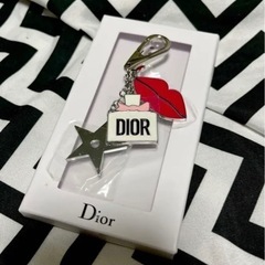 dior チャーム