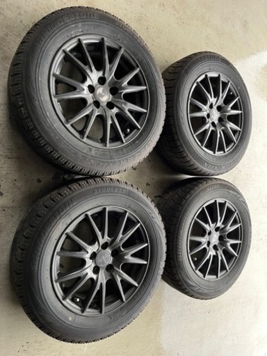 15インチアルミホイール！プリウスなど