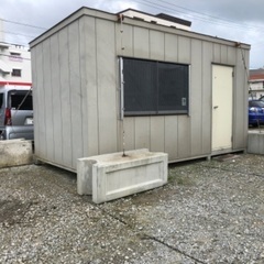 プレハブ中古　(コンテナ、スーパーハウス？)