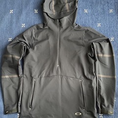 オークリー　ハーフジップジャケット（サイズM、古着）