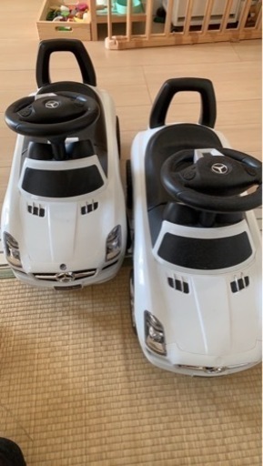 子供用ベンツ2台　足けり専用乗用玩具