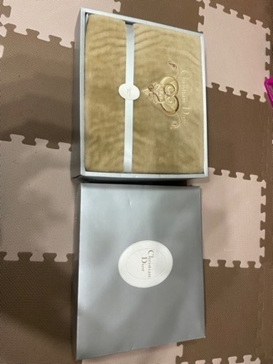 DIOR 敷毛布　新品未使用
