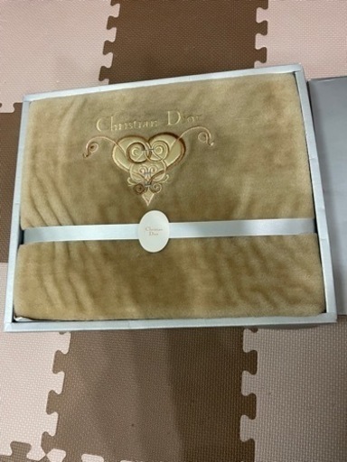 DIOR 敷毛布　新品未使用