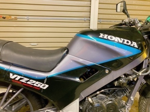 ホンダ　VTZ250 配送可能　支払いは現金or振り込みも可能　黒