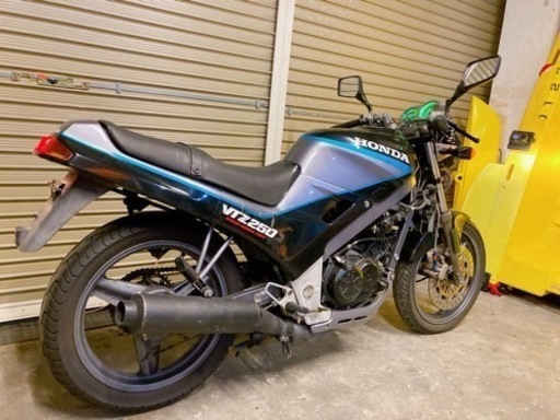 ホンダ　VTZ250 配送可能　支払いは現金or振り込みも可能　黒