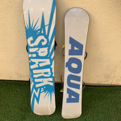 お譲りの方決まりました。キッズスノーボード板　２枚セットの画像