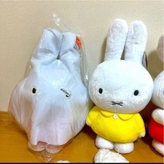 ミッフィー　クッション　ぬいぐるみの画像
