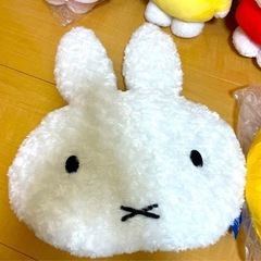 ミッフィー　クッション　ぬいぐるみの画像