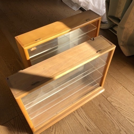 コレクションケース　2個