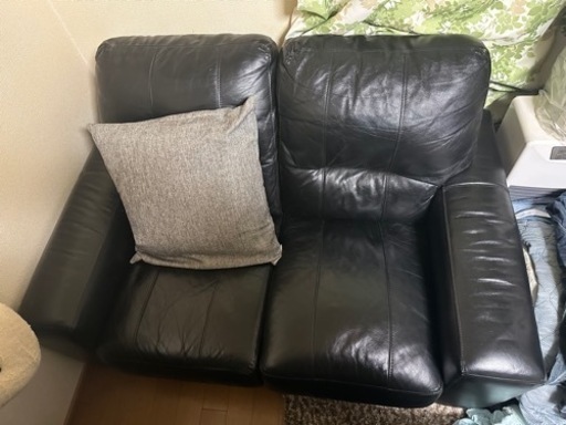 高級革ソファー黒2人掛け 値下げします 取引中
