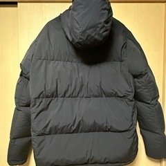 marmot ダウンジャケットの画像