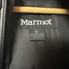 marmot ダウンジャケットの画像