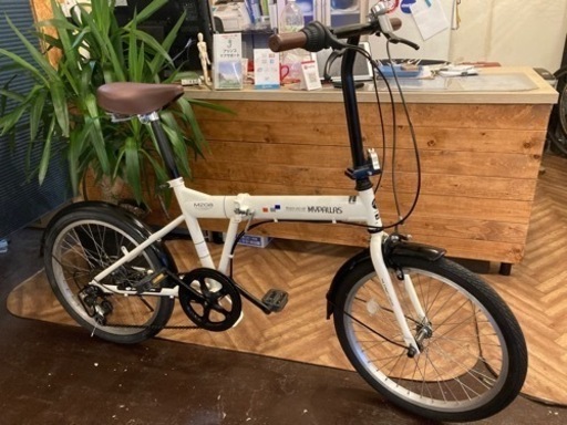 【後輪タイヤ・後輪チューブ新品！】6段変速　20インチ折りたたみ自転車　ホワイト