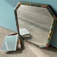 壁掛け鏡 ミラー　＋　スタンドミラー　2点　ほぼ未使用