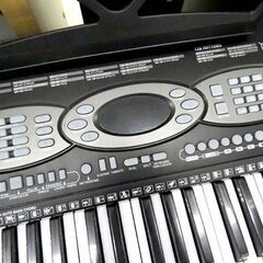 北海道 千歳市/恵庭市 近郊配送 ALESIS/アレシス 電子キーボード Melody61 61鍵盤 楽器 イス、マイク、イヤホン付き 店頭でのお受渡し大歓迎の画像