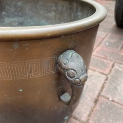 受け渡し予定者が決まりました。黄銅？真鍮？の火鉢の画像