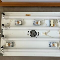 照明器具　シーリング蛍光灯4灯　ひもスイッチの画像