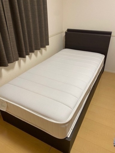美品　シングルベッド