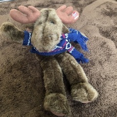 ノルウェー　土産　トナカイ　ぬいぐるみ