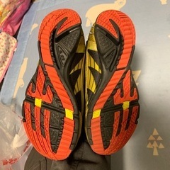 スニーカー子供の画像